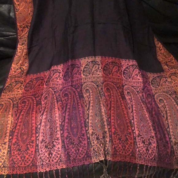 Warm-tone Pashmina - Picture 1 of 5